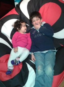 Noah und Zoe Ausschnitt.jpg